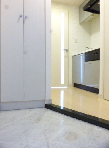 玄関　別部屋参考写真