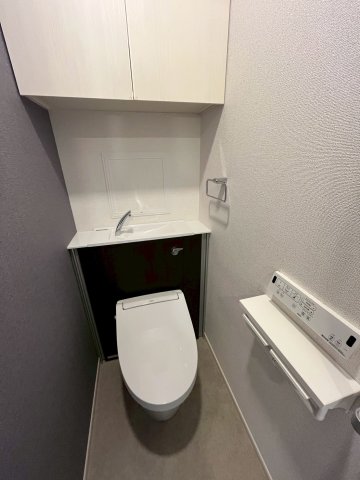 トイレ　コンパクトで使いやすいトイレです