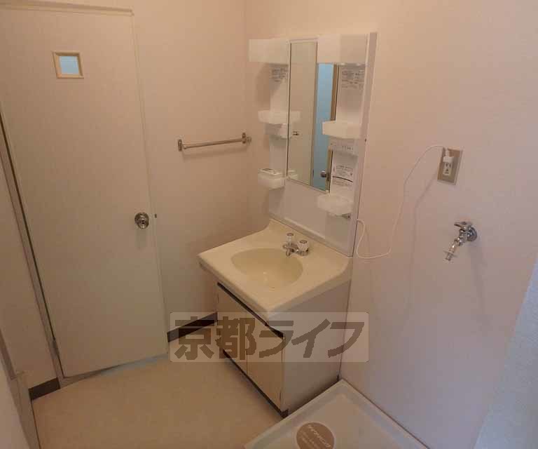 洗面設備　お手ごろ価格のハイツです