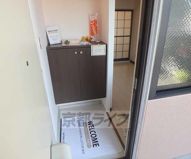 玄関　お手ごろ価格のハイツです