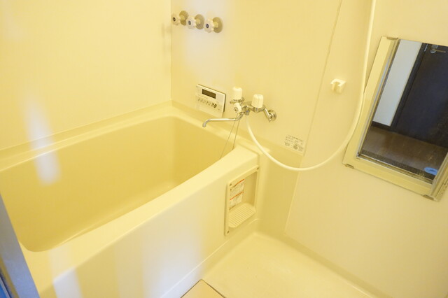 バス・シャワールーム　追焚付きバスルーム