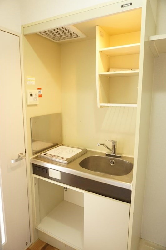 キッチン　ＩＨクッキングヒーターでお手入れラクラク