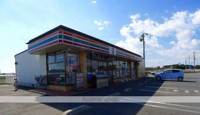 コンビニ　セブンイレブン（コンビニ）まで310m