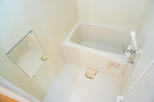 バス・シャワールーム　浴室