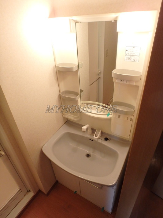 洗面設備　洗髪洗面化粧台