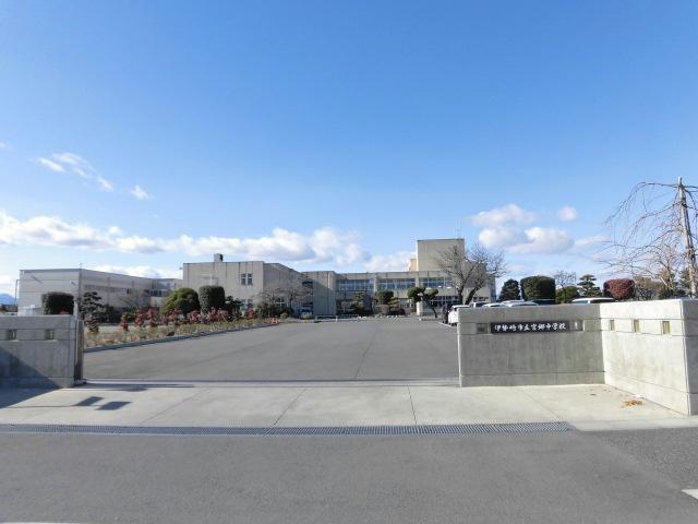 中学校　伊勢崎市立宮郷中学校（中学校）まで2079m