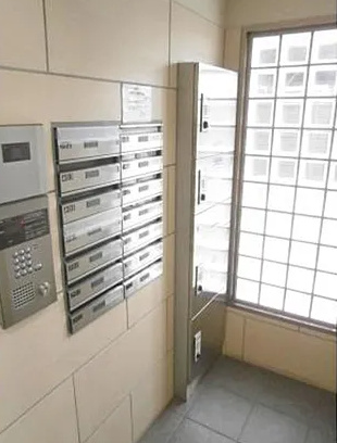 ロビー　ケーリエ