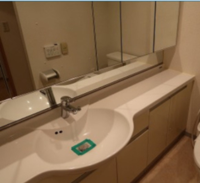 洗面設備　※別部屋の参考写真です。