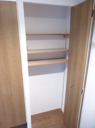 収納　※別部屋の参考写真です。