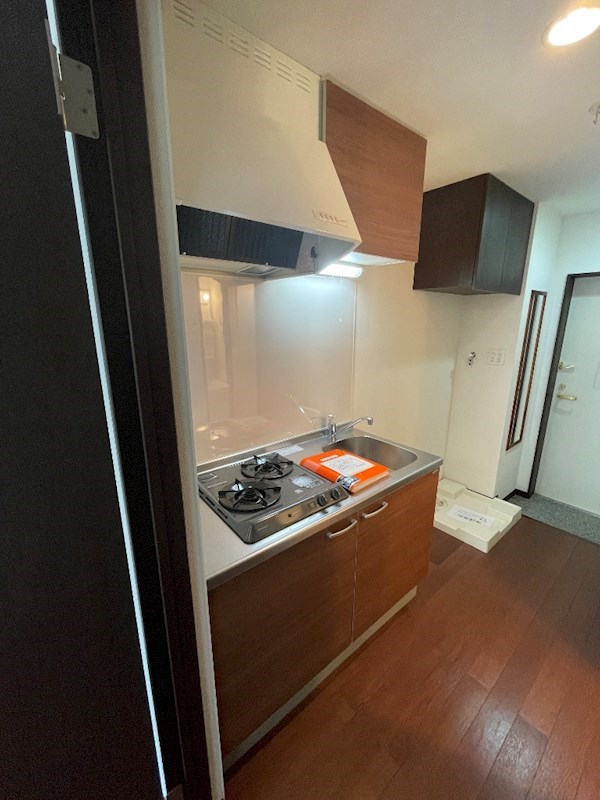 キッチン　同タイプ別室の画像です、ご参考までに