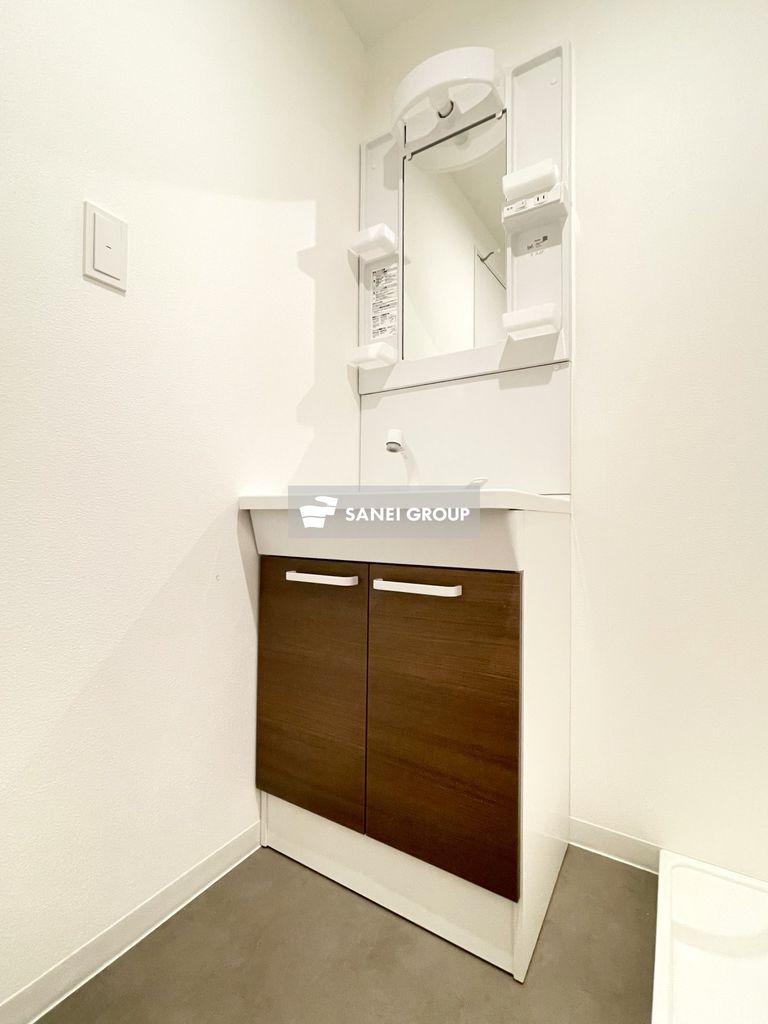 洗面設備　同仕様