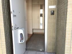 玄関　明るい玄関です