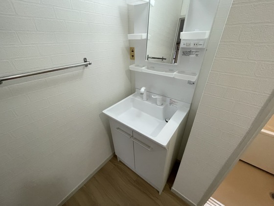 洗面設備　※別部屋の写真です