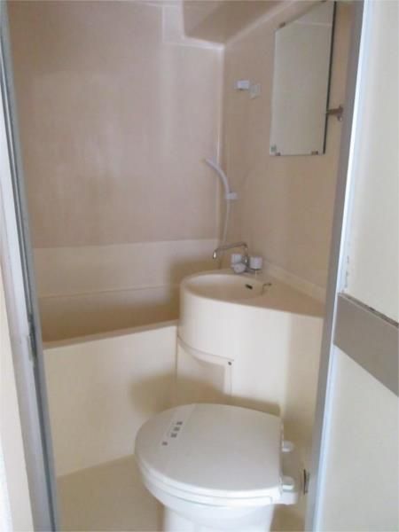 バス・シャワールーム　別部屋参考写真