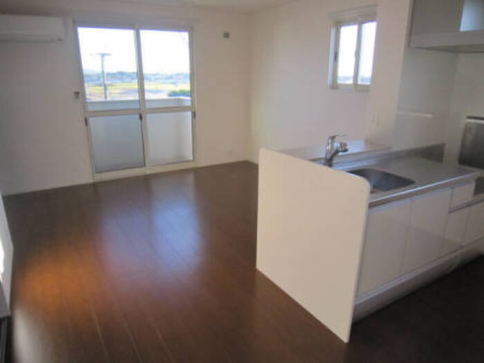 居室・リビング　ゆったりとした居間です