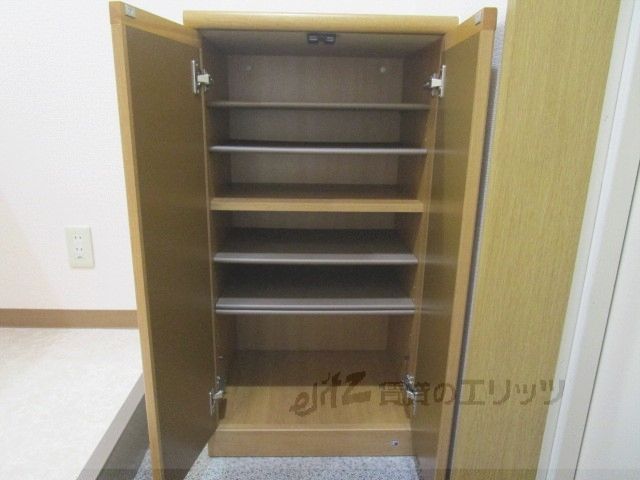 その他設備　下駄箱