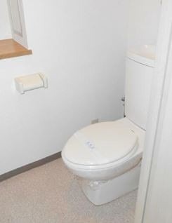 トイレ　※同仕様写真