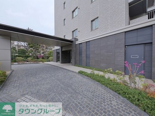 エントランス　エントランス外観　※前回募集時2021年4月撮影