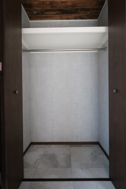 収納　♪２階洋室のクローゼット