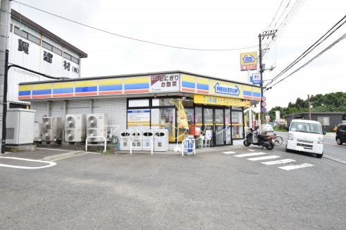 コンビニ　ミニストップ泉新橋店（コンビニ）まで815m