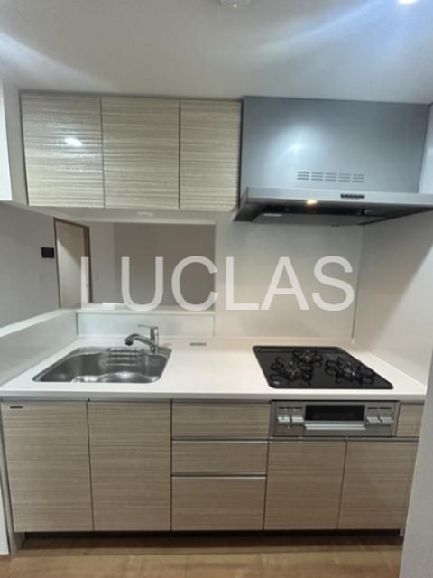 キッチン　幅を広くとったキッチンでお料理も楽しい♪