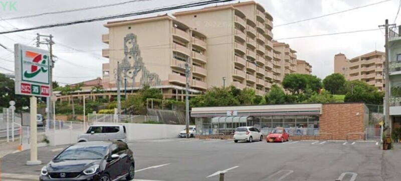 コンビニ　セブンイレブン浦添内間2丁目店（コンビニ）まで939m