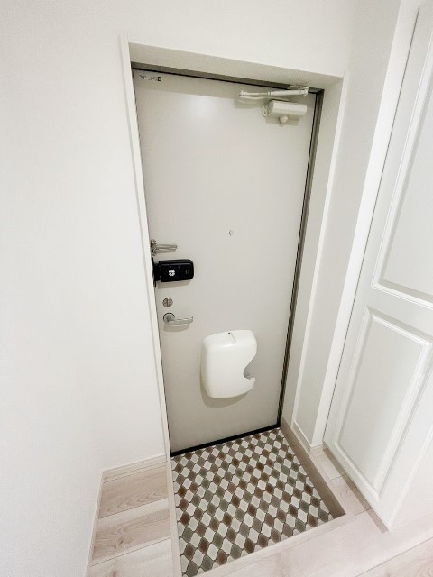 玄関　別部屋同仕様