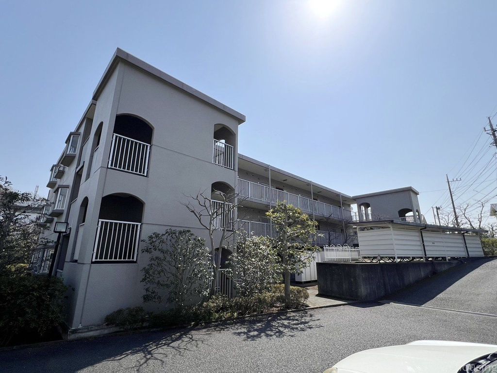 建物外観　★お部屋探しはタウンハウジング高幡不動店まで★