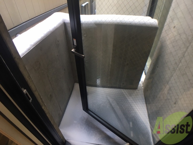 バルコニー　バルコニーです。洗濯物を干したり一息ついたりできますね！