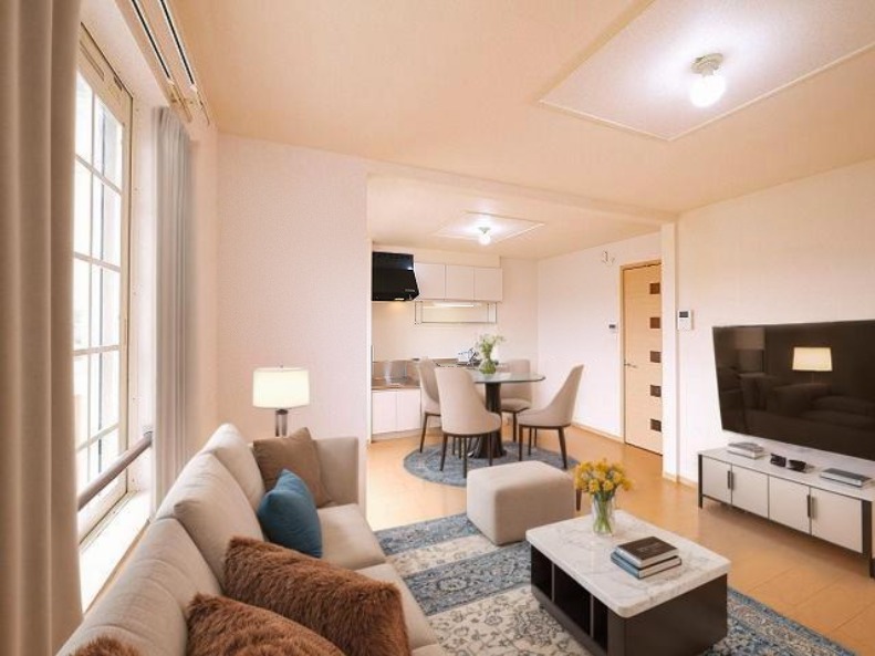 居室・リビング　CGで家具等を配置したもので家具等は含まれません