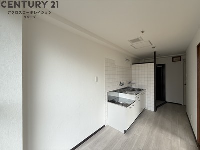 居室・リビング　洋室と合わせて使用可能なキッチン