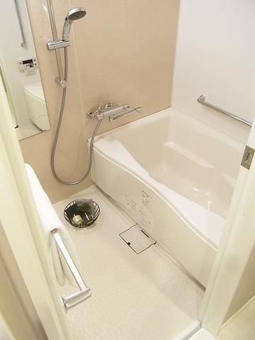 バス・シャワールーム　★追炊き機能付きバスルーム★