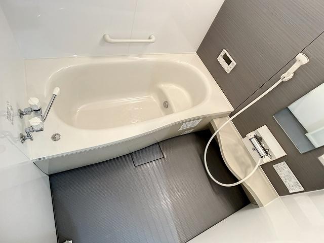 バス・シャワールーム　浴室