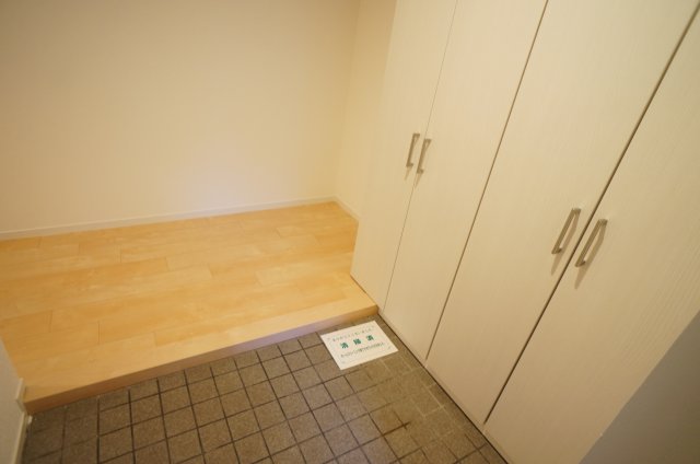 玄関　ゆったりとした玄関です