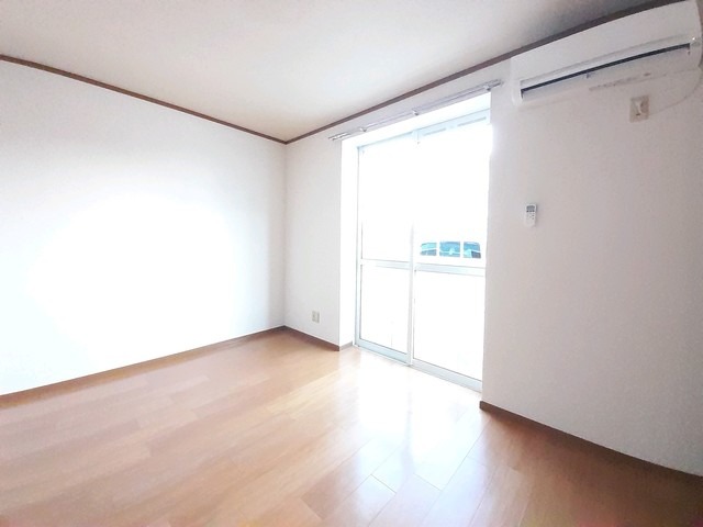 居室・リビング　図面と現状に相違がある場合には現状を優先