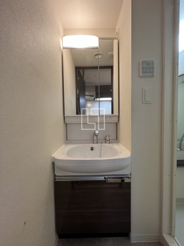 洗面設備　ファステート難波グランプリ　独立洗面台