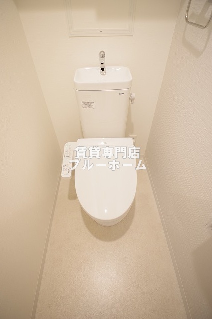 トイレ　温水洗浄付きのトイレ！