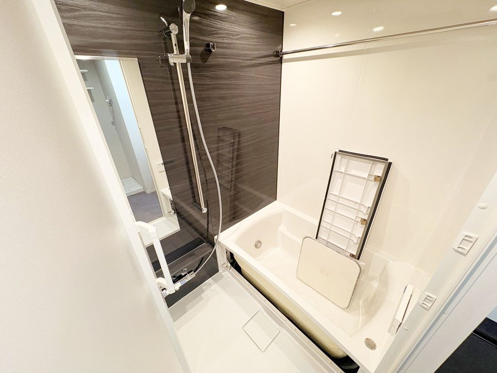 バス・シャワールーム　バルコニー