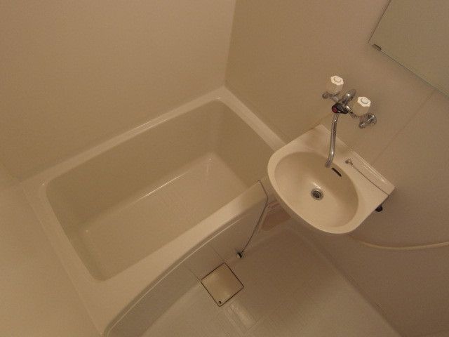 バス・シャワールーム　★お問い合わせはタウンハウジングまで★