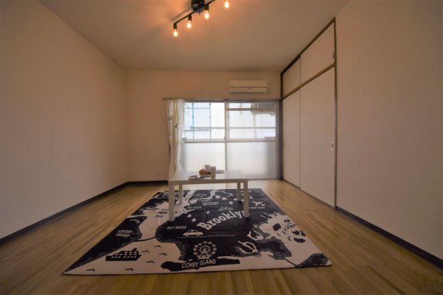 居室・リビング　同建物別部屋 現況優先