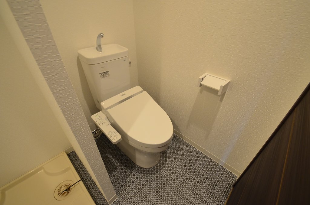 トイレ　シャワー付トイレ