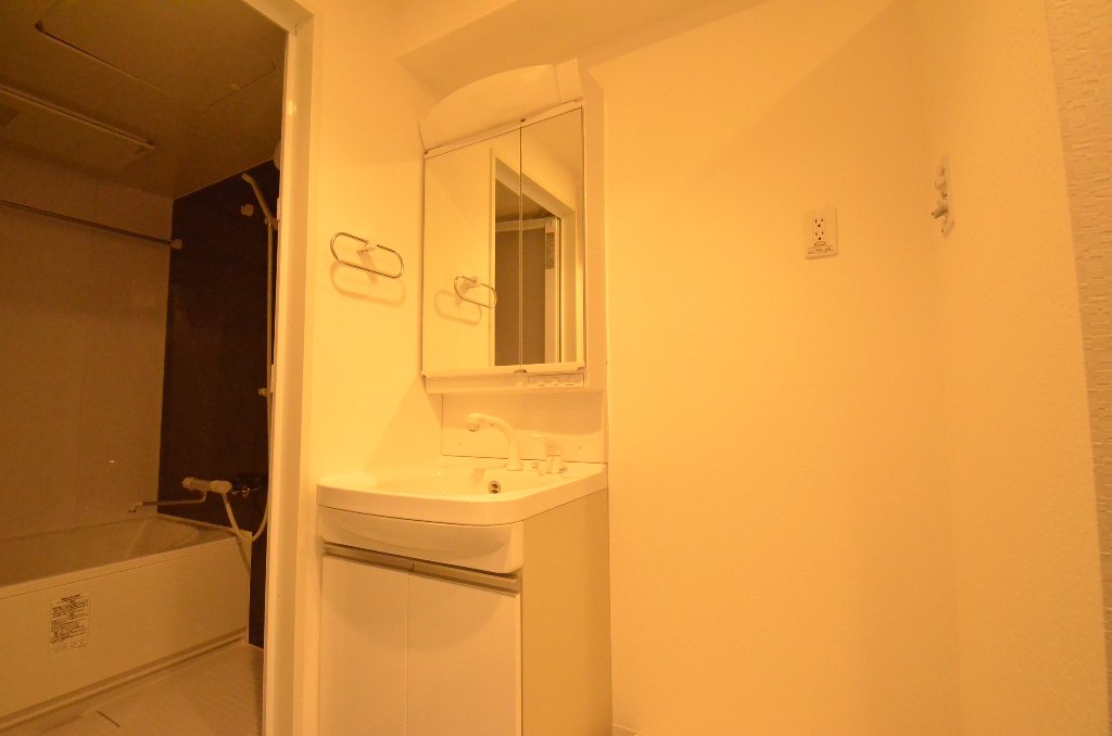 洗面設備　洗髪洗面化粧台