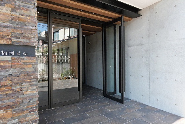 エントランス　エントランス