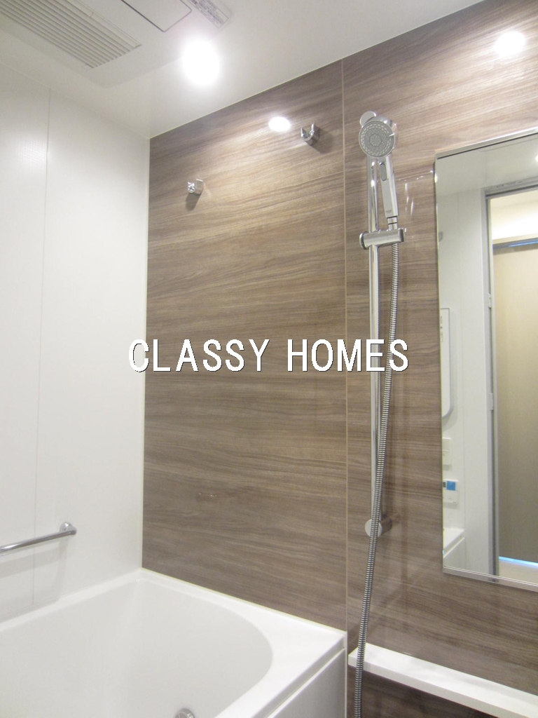 バス・シャワールーム　2019年竣工　ローレルタワールネ浜松町：バス