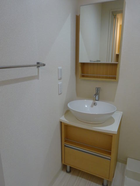 洗面設備　同仕様