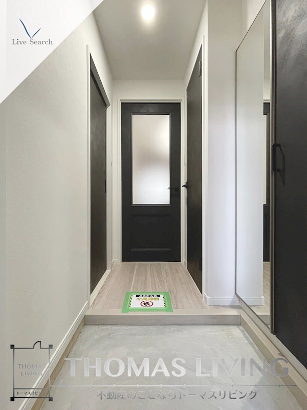 玄関　トールサイズのシューズボックス。広さもある玄関です。　※別号