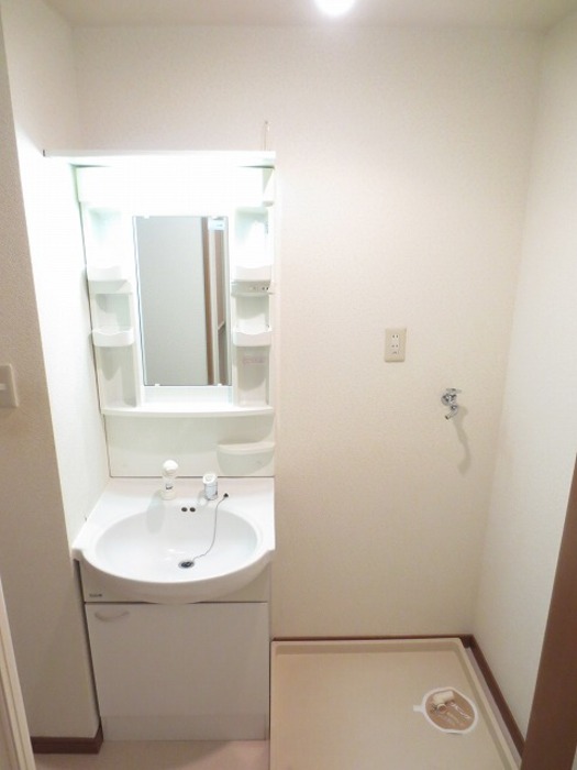 洗面設備　脱衣所、洗濯機置き場