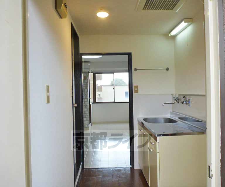 玄関　玄関からの視点です。