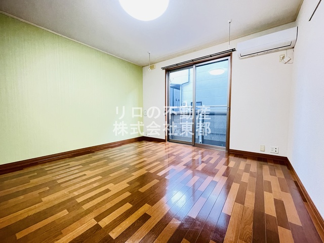 居室・リビング　写真は別部屋参考写真★