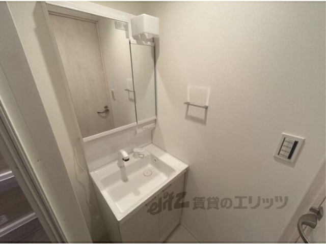 洗面設備　２０１号室の写真です